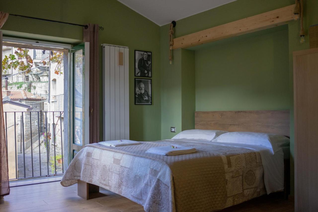 B&B Sud e Magia Castelmezzano Bagian luar foto
