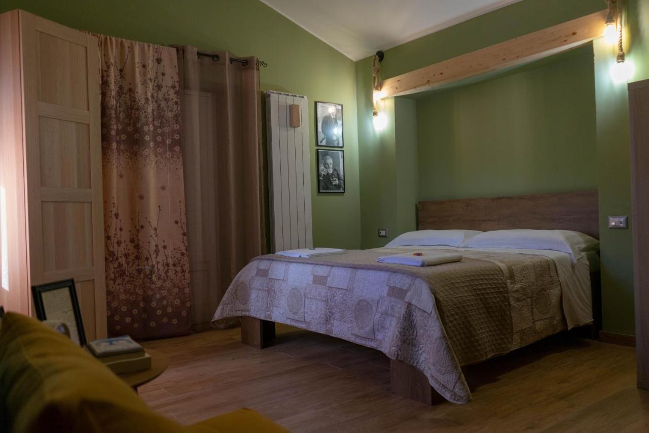 B&B Sud e Magia Castelmezzano Bagian luar foto