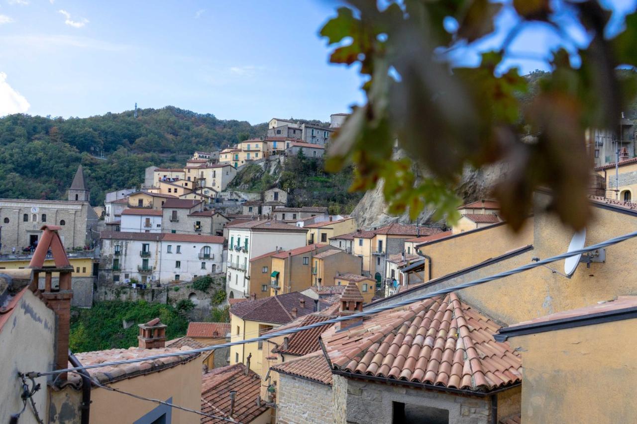 B&B Sud e Magia Castelmezzano Bagian luar foto