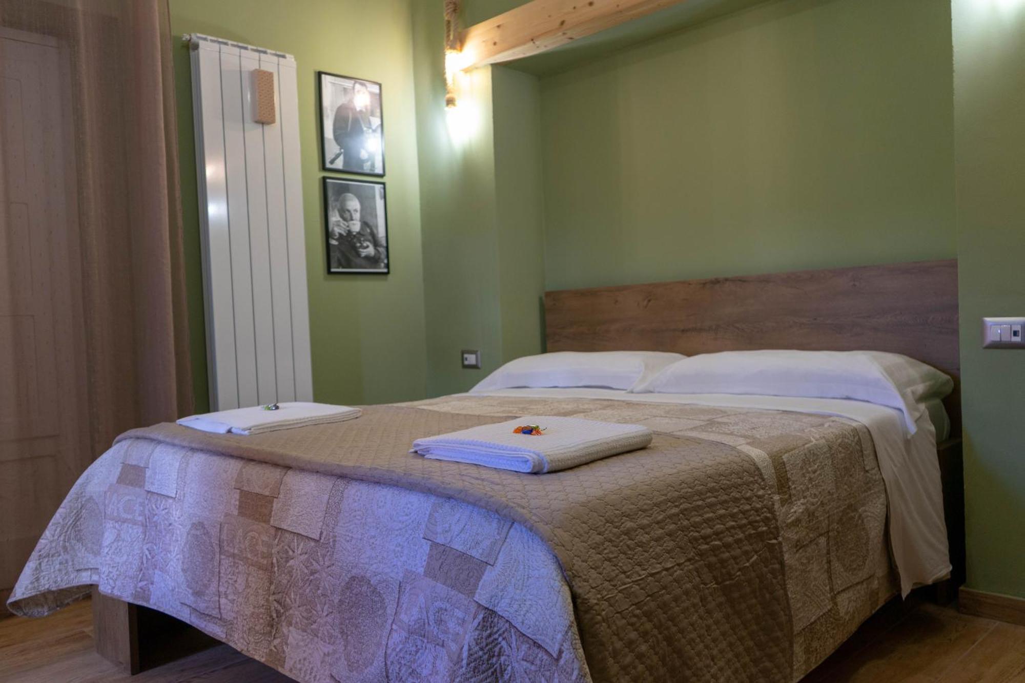 B&B Sud e Magia Castelmezzano Bagian luar foto